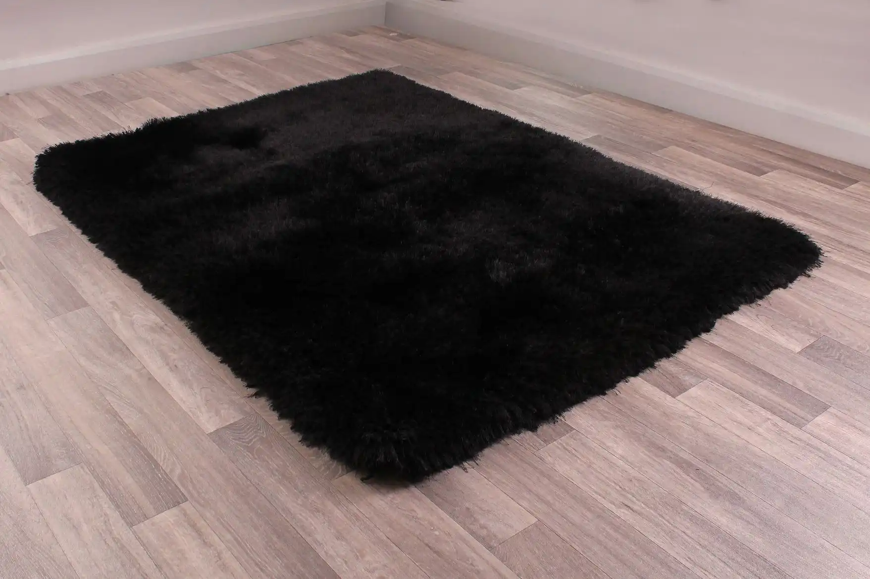 Mayfair HMC Black Rug - Image 4