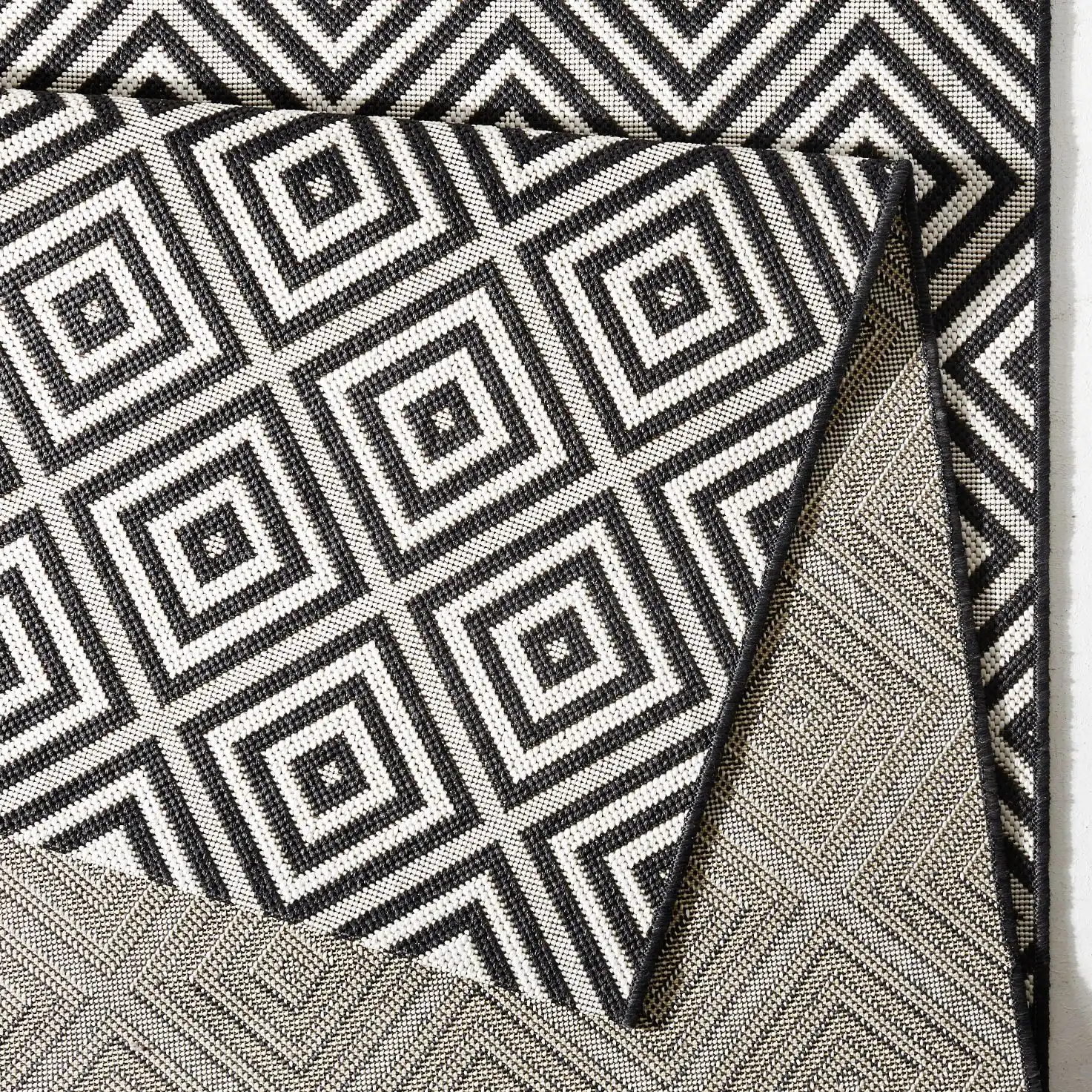 Meadow HH 102470 Karo Black Rug - Image 4