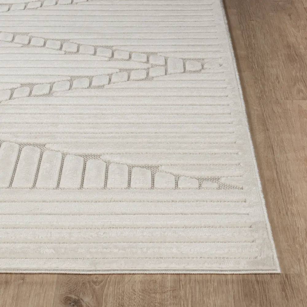 Mitsuko In- & Outdoor 3D High & Low Pile Textured White Rug - Image 6