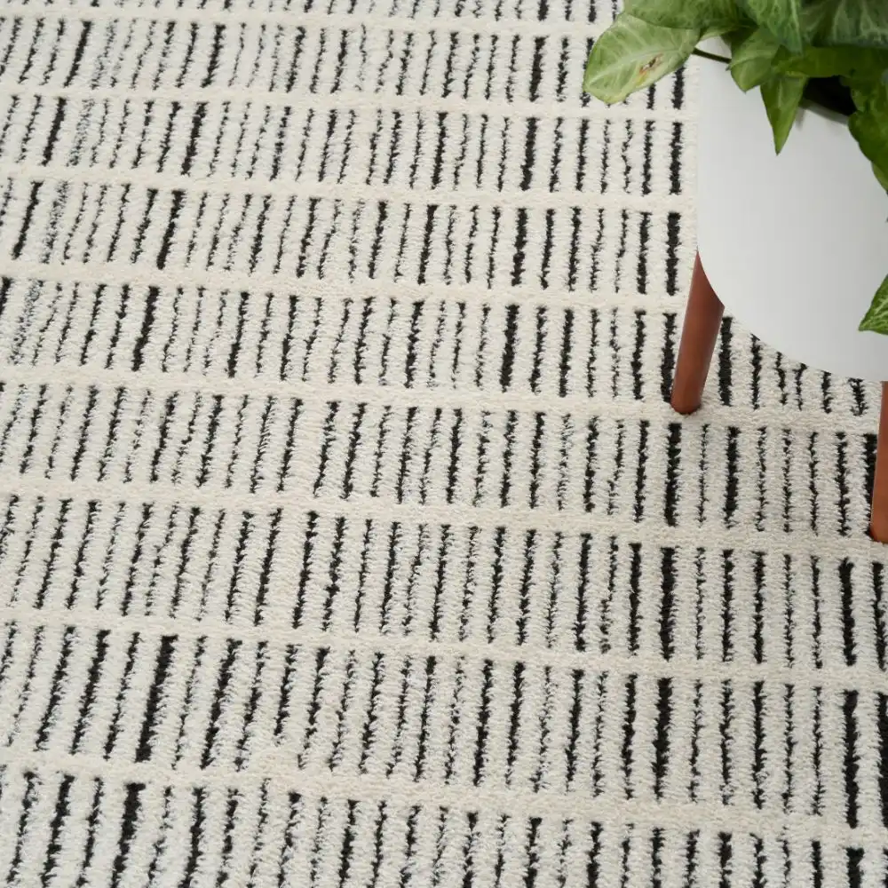 Modern Comfort MNC03 Ivory Black Rug - Image 2