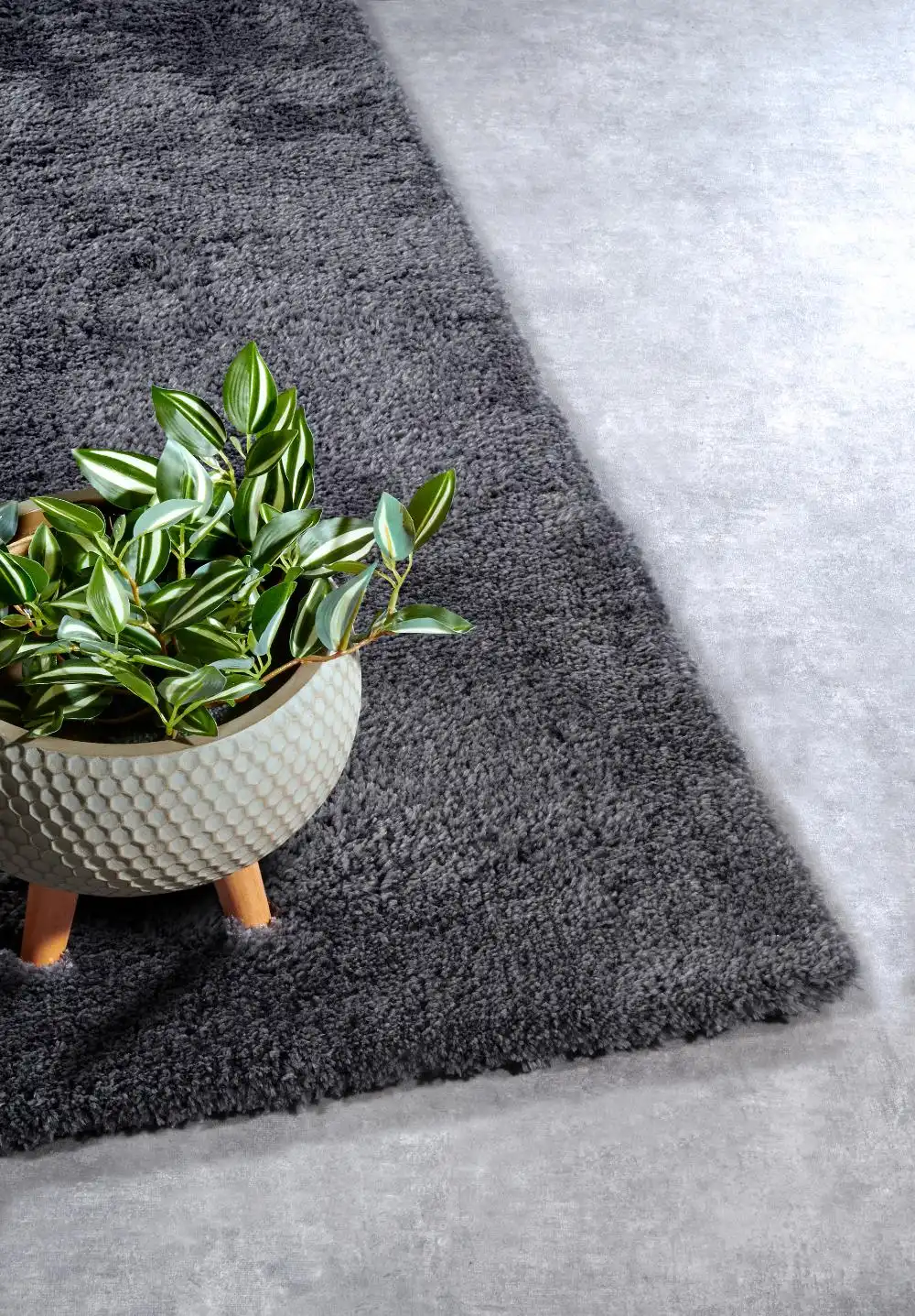 Myk 106114 Dark Grey Rug - Image 2
