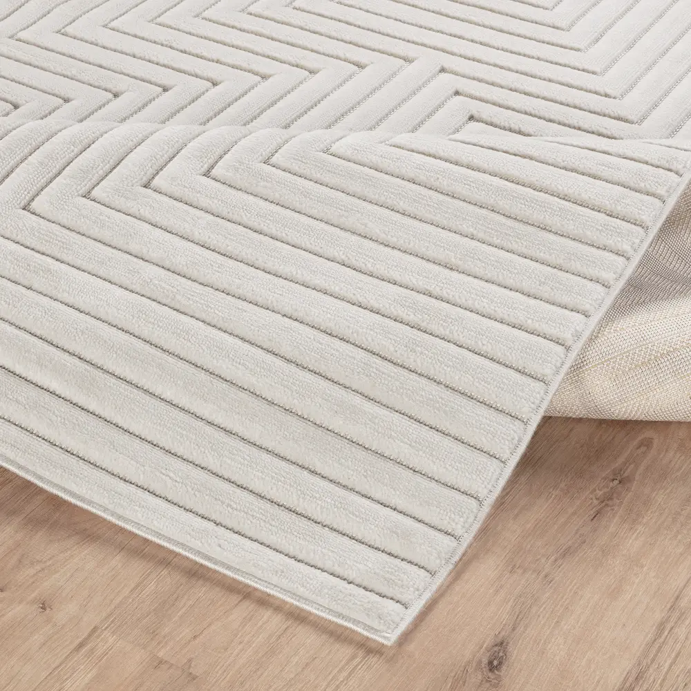 Naoko In- & Outdoor 3D High & Low Pile Textured White Rug - Image 6