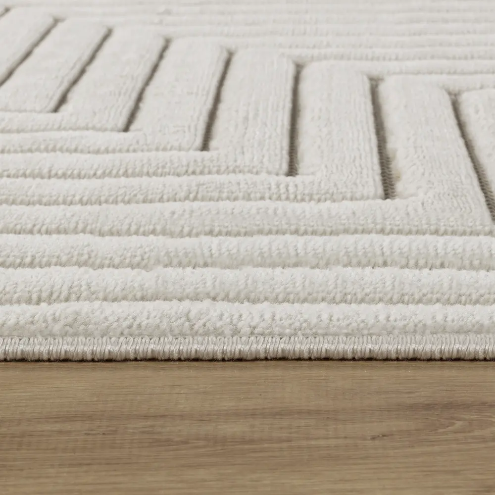 Naoko In- & Outdoor 3D High & Low Pile Textured White Rug - Image 8