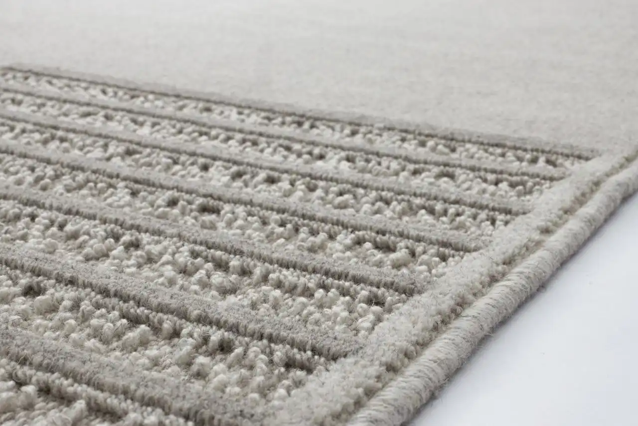 Noble Nizer Light Grey Rug - Image 3