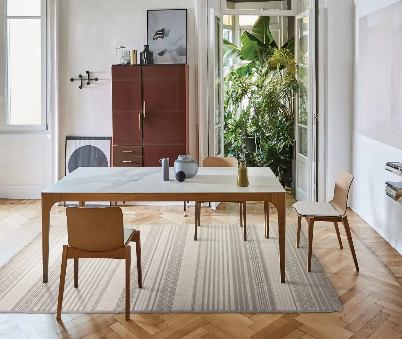 Noble Oni Light Grey Rug