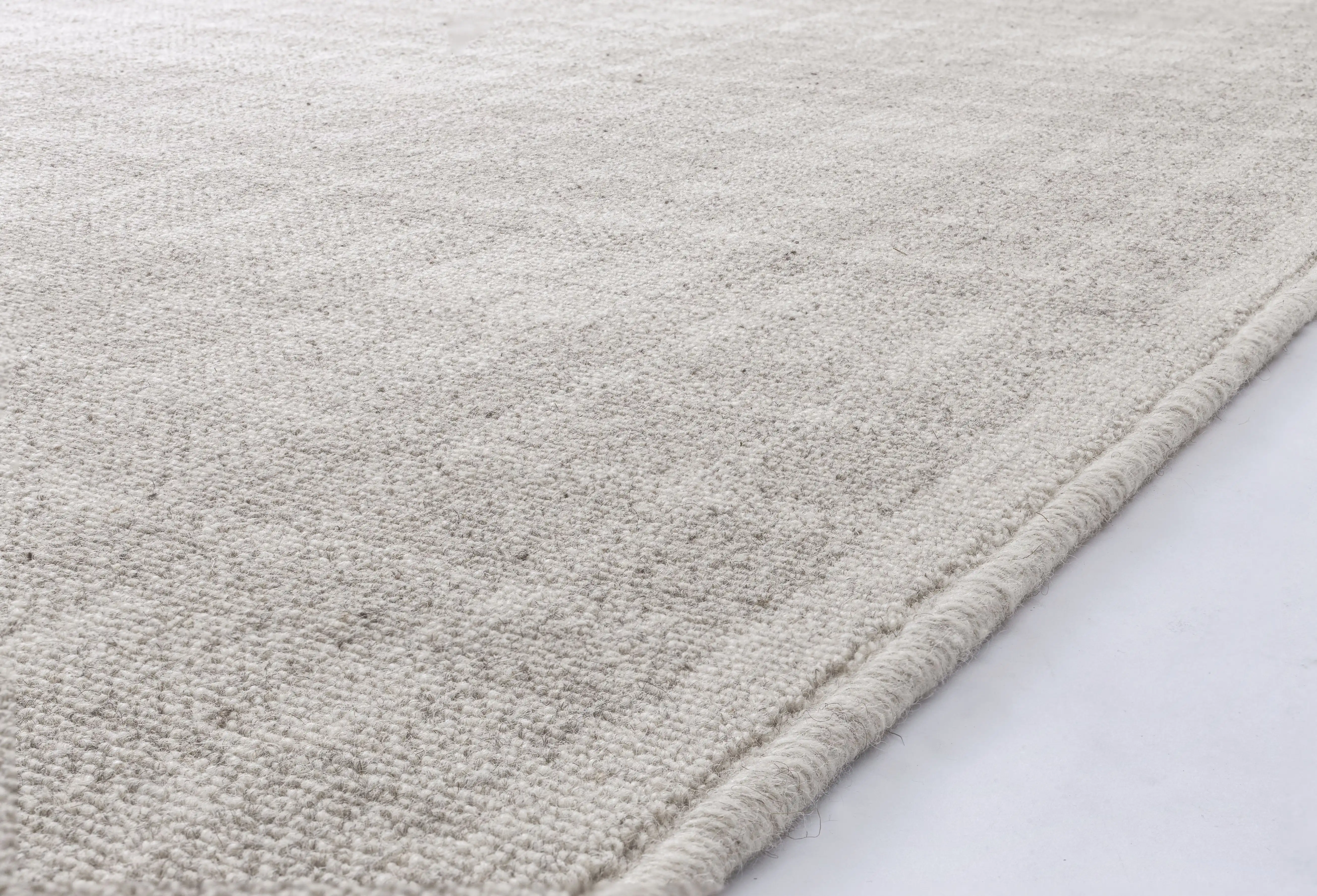 Noble Pano Light Grey Rug - Image 3