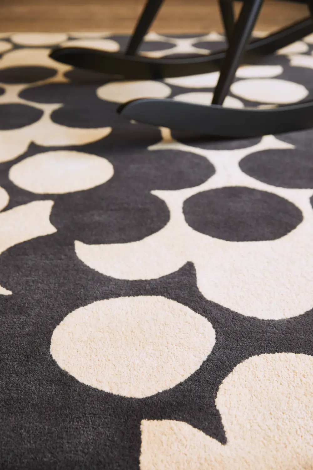 Orla Kiely Puzzle Flower Slate 060905 Rug - Image 5