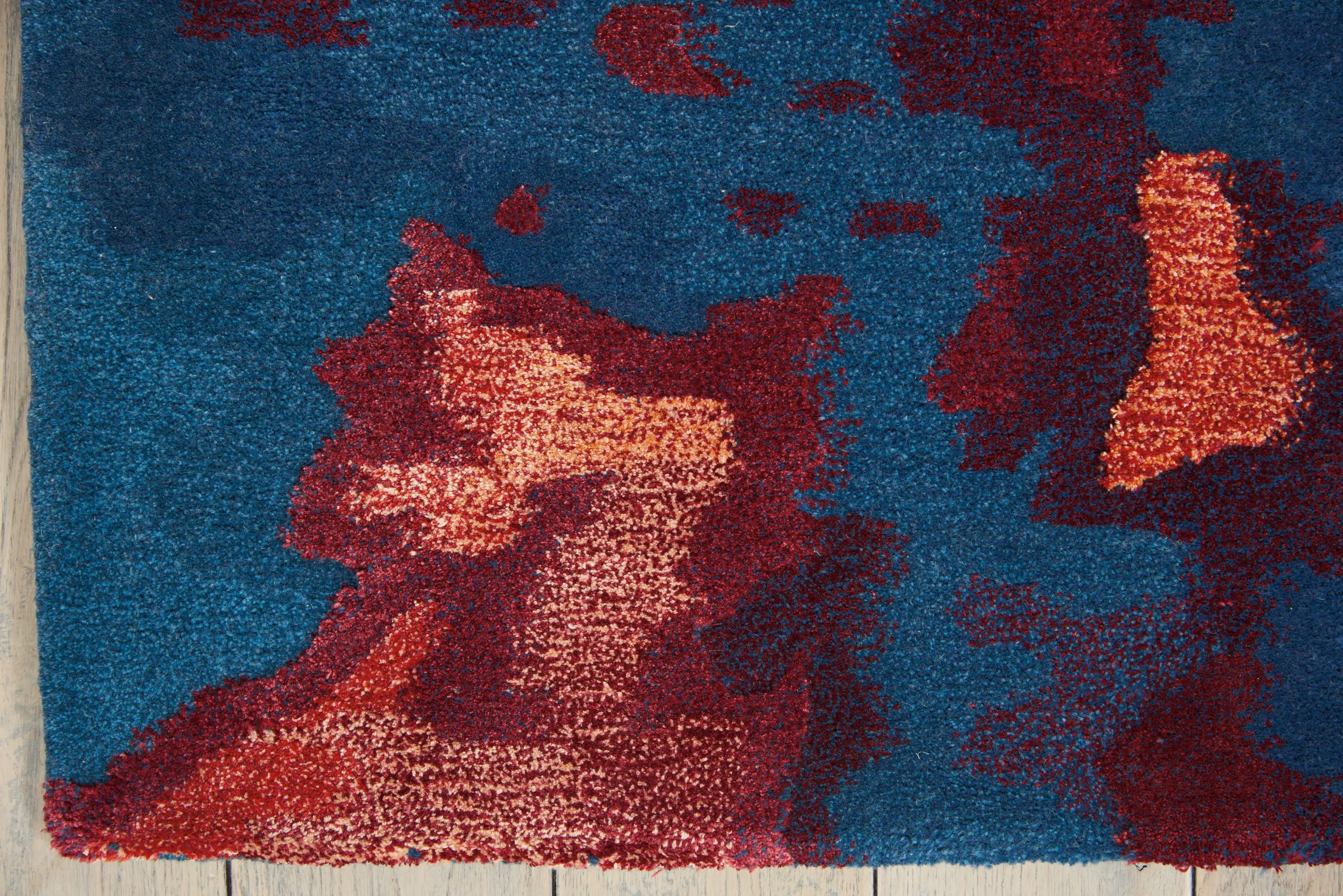 Prismatic PRS13 Blue Flame Rug - Image 2