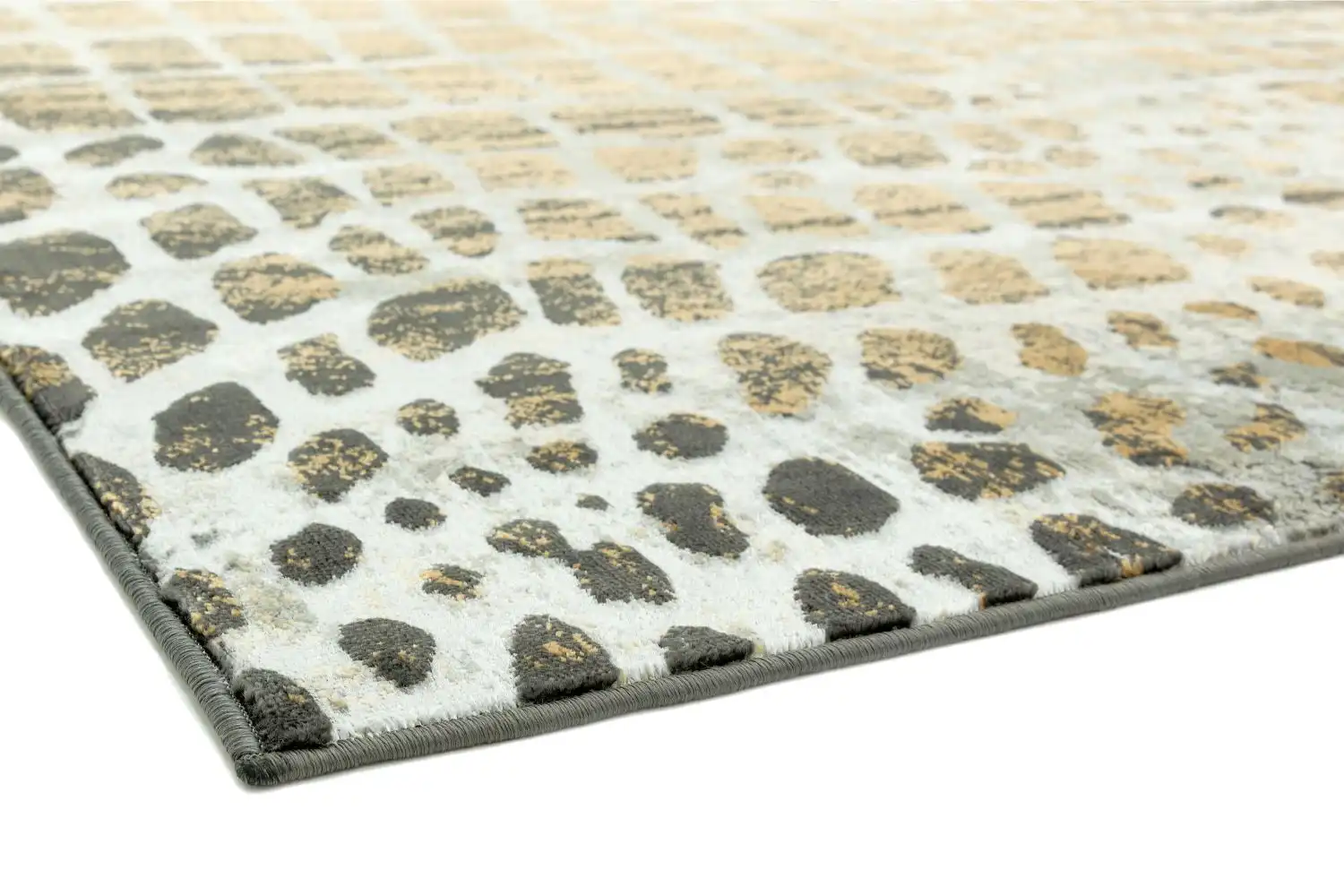Quantum QU02 Giraffe Rug - Image 3