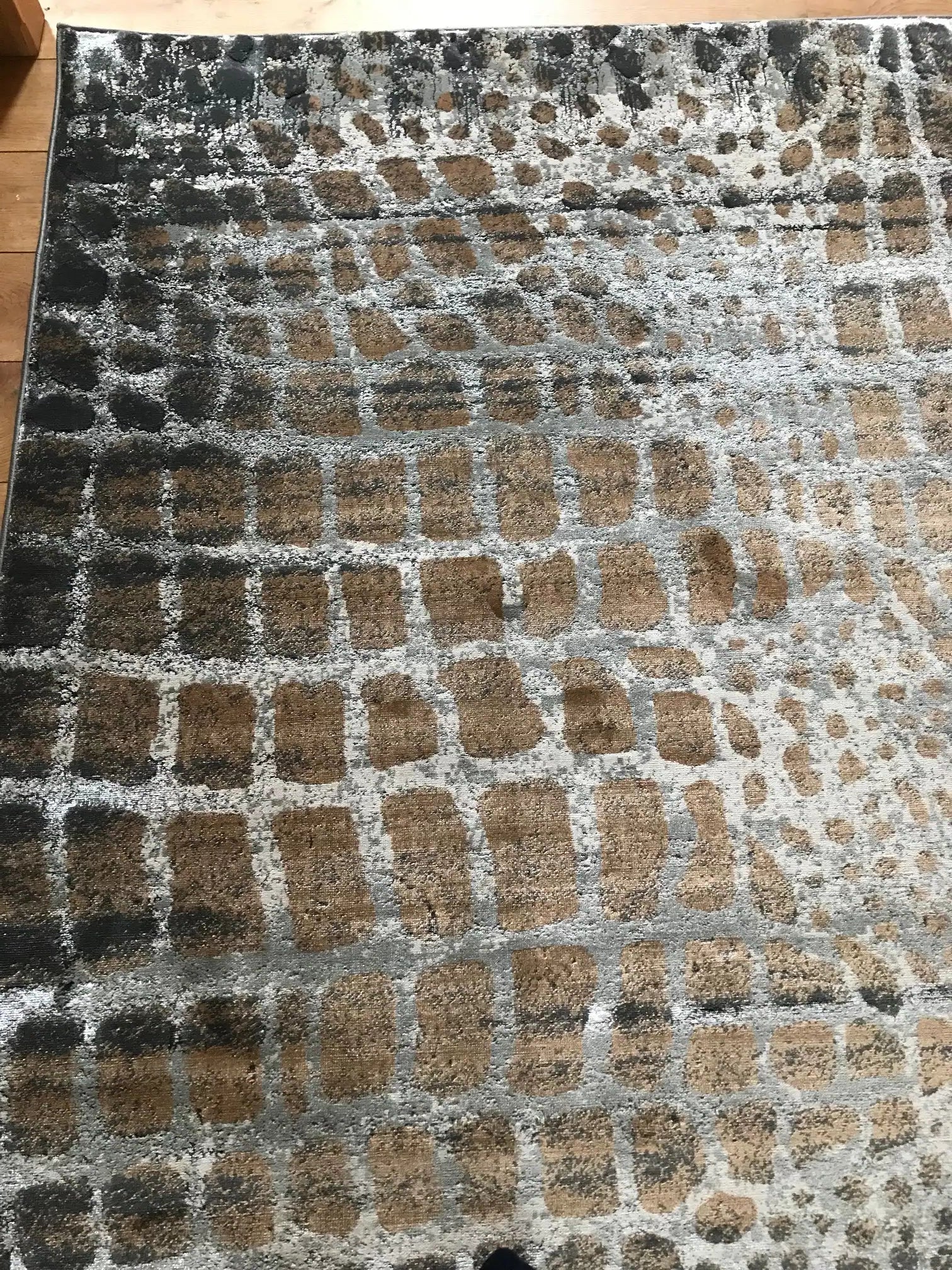 Quantum QU02 Giraffe Rug - Image 6
