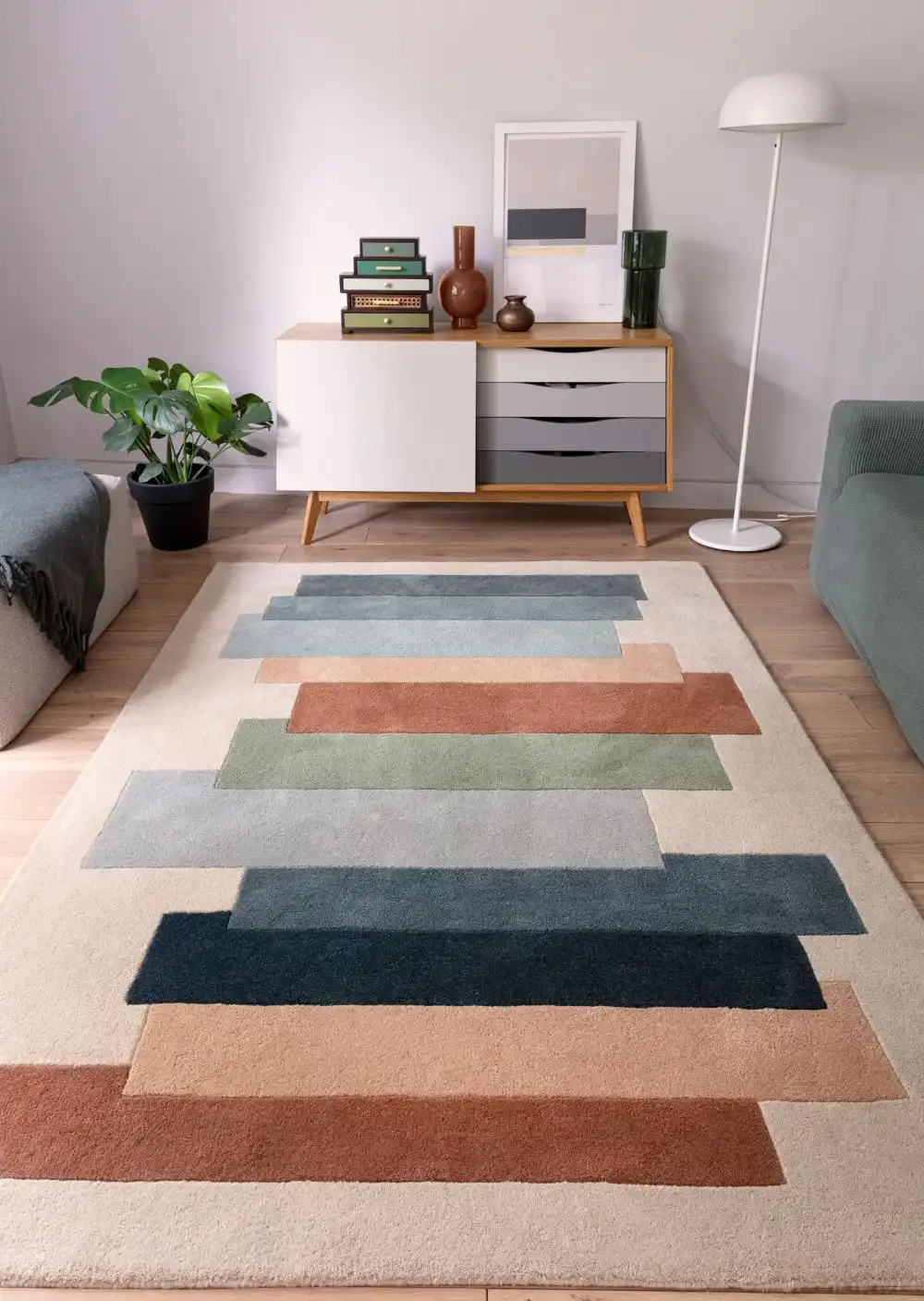 Reef RF32 Stacks Green Rug