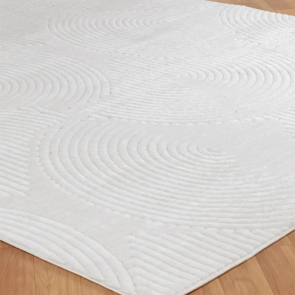 Reyko In- & Outdoor 3D High & Low Pile Textured White Rug - Image 7