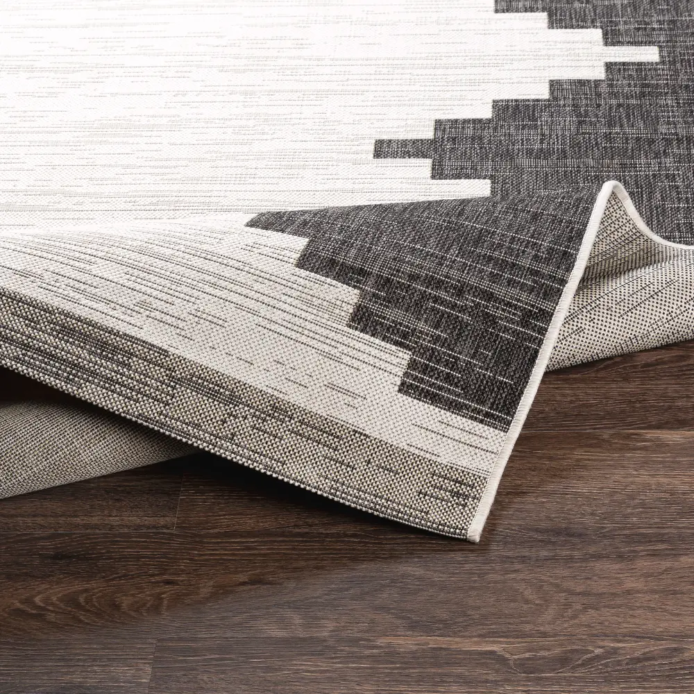 Rubal In- & Outdoor Modern Black Rug - Image 4