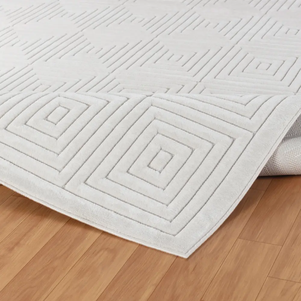 Sakura In- & Outdoor 3D High & Low Pile Textured White Rug - Image 7