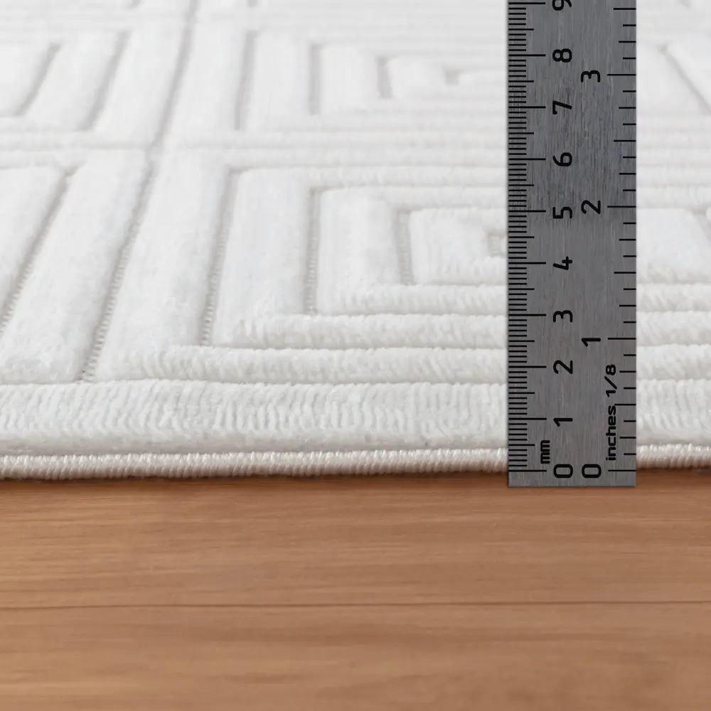 Sakura In- & Outdoor 3D High & Low Pile Textured White Rug - Image 9
