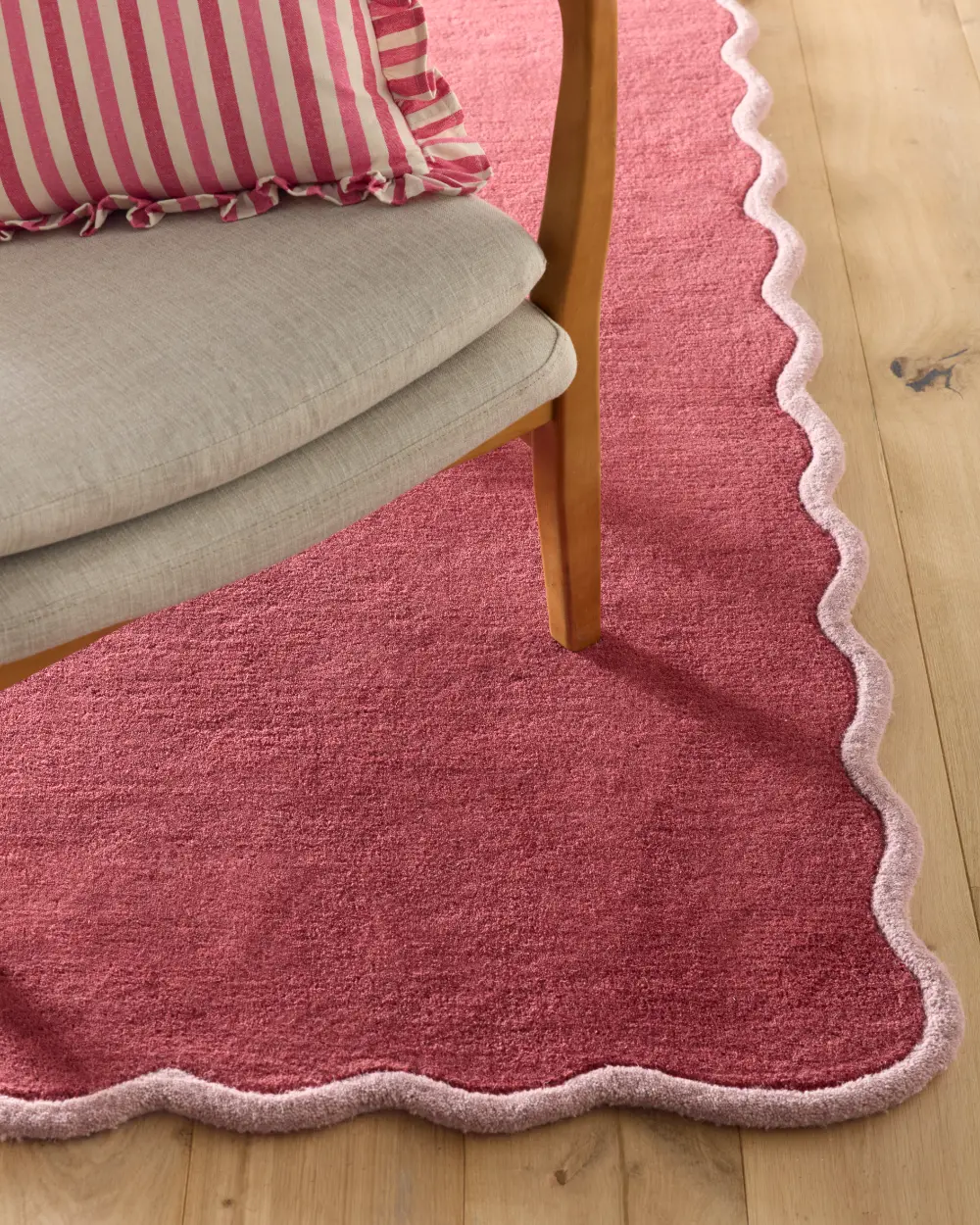 Scalloped Elsie Coral/Lilac - Image 3
