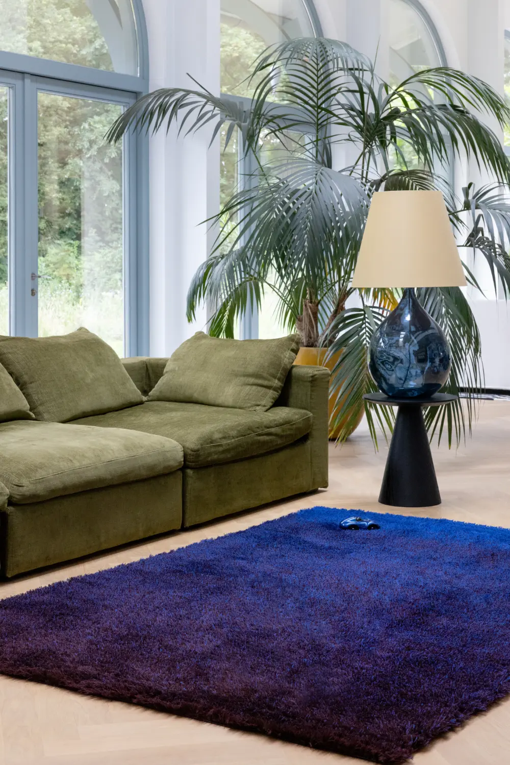 Shade High Electric Blue/Aubergine 011918 Rug - Image 3