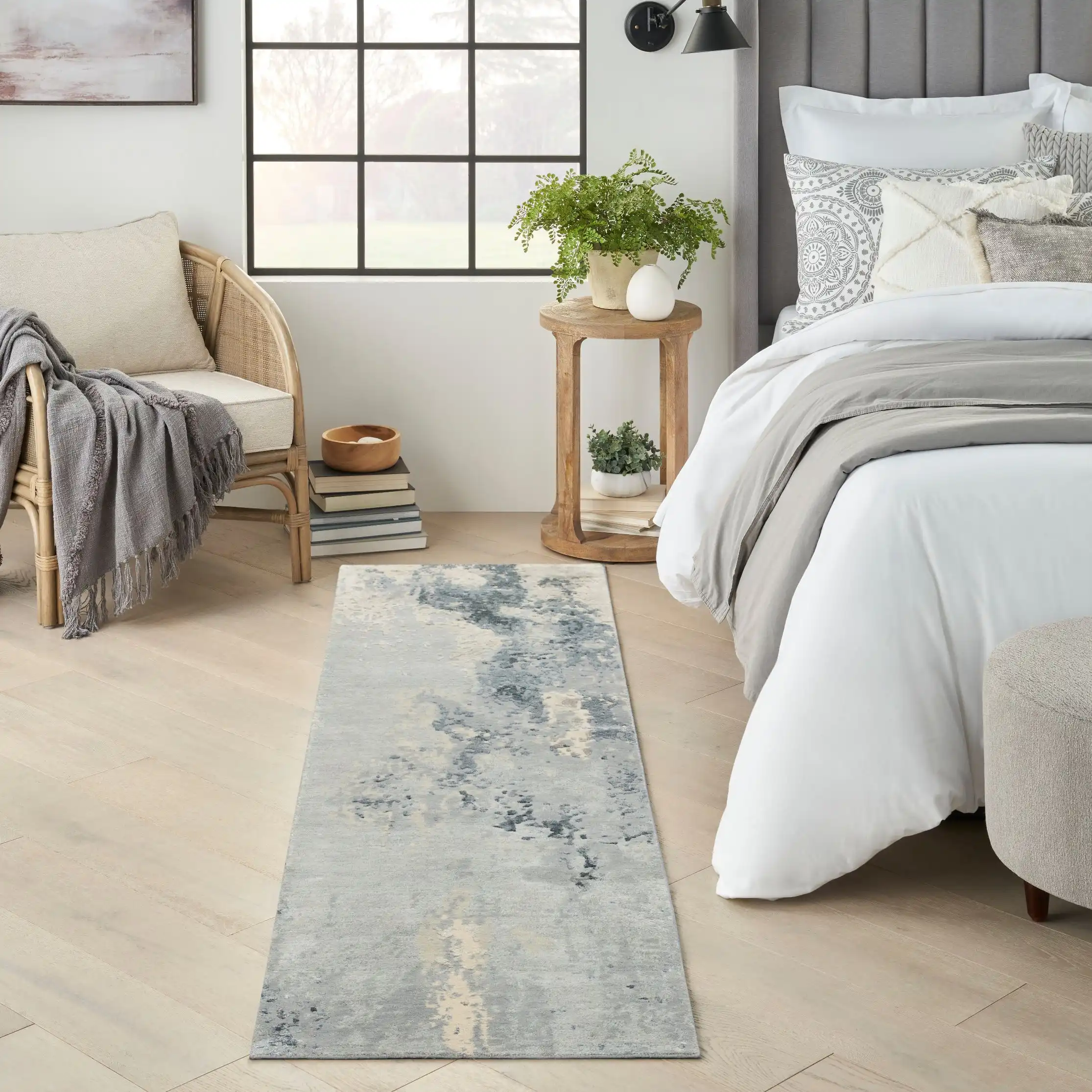 Silk Shadows SHA21 Blue Sky Rug - Image 4