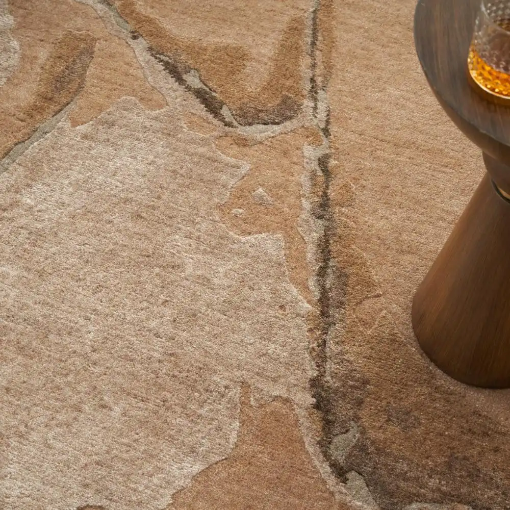 Silk Shadows SHA24 Beige Silver Rug - Image 3