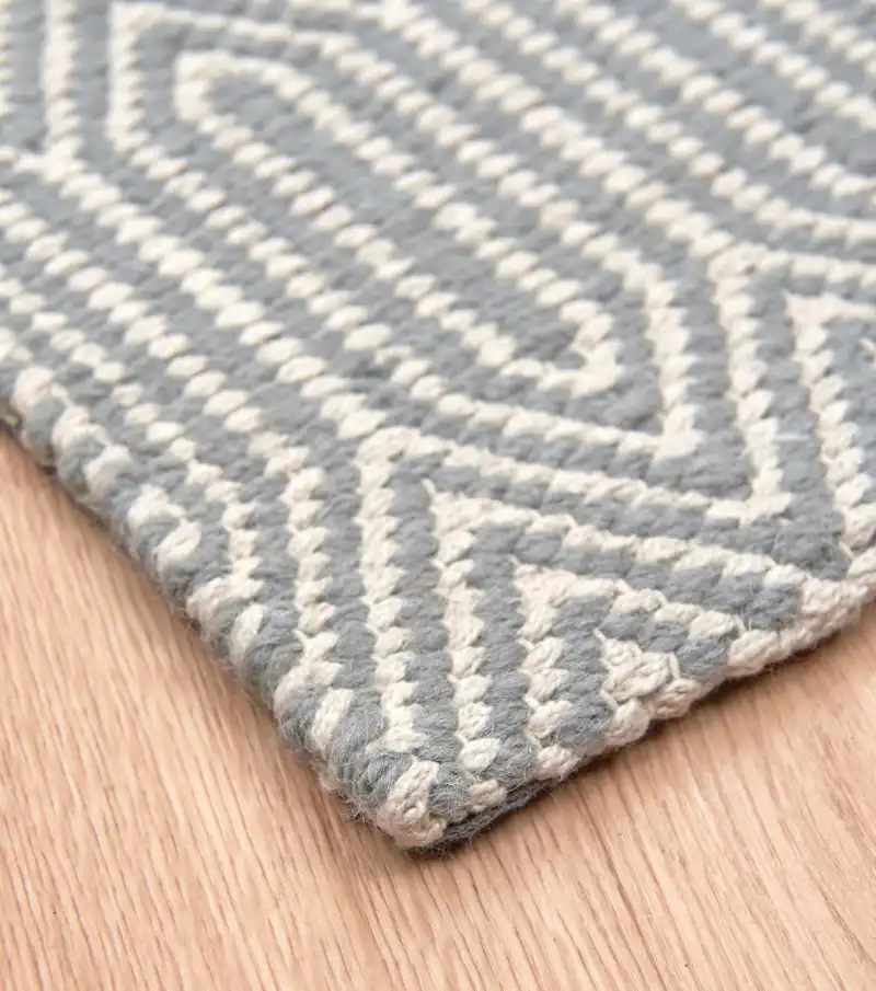 Sloan Silver Rug - Image 6