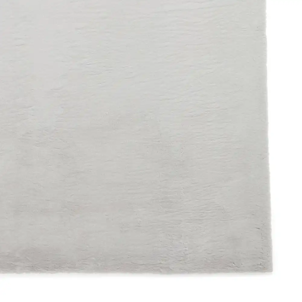 Snug Light Grey Rug - Image 5