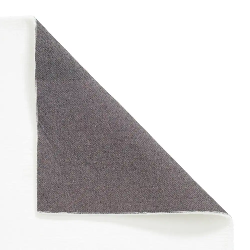Snug White Rug - Image 4