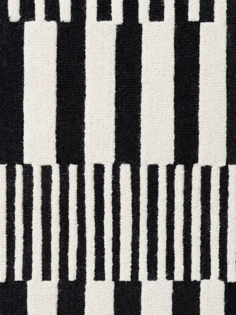 Stryve Woolen Rug Pulse Black White 106360 - Image 3