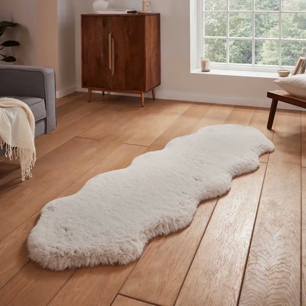 Super Teddy Sheepskin Beige Rug - Image 3