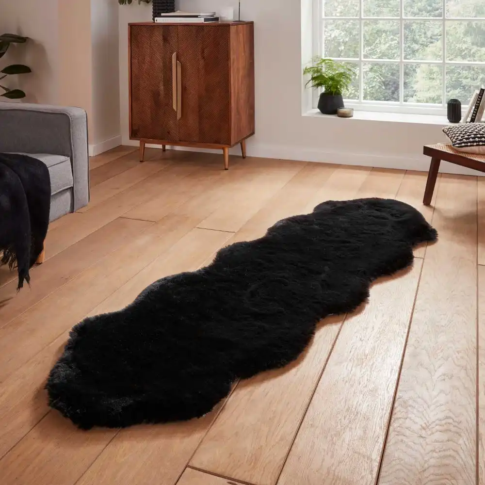 Super Teddy Sheepskin Black Rug - Image 3