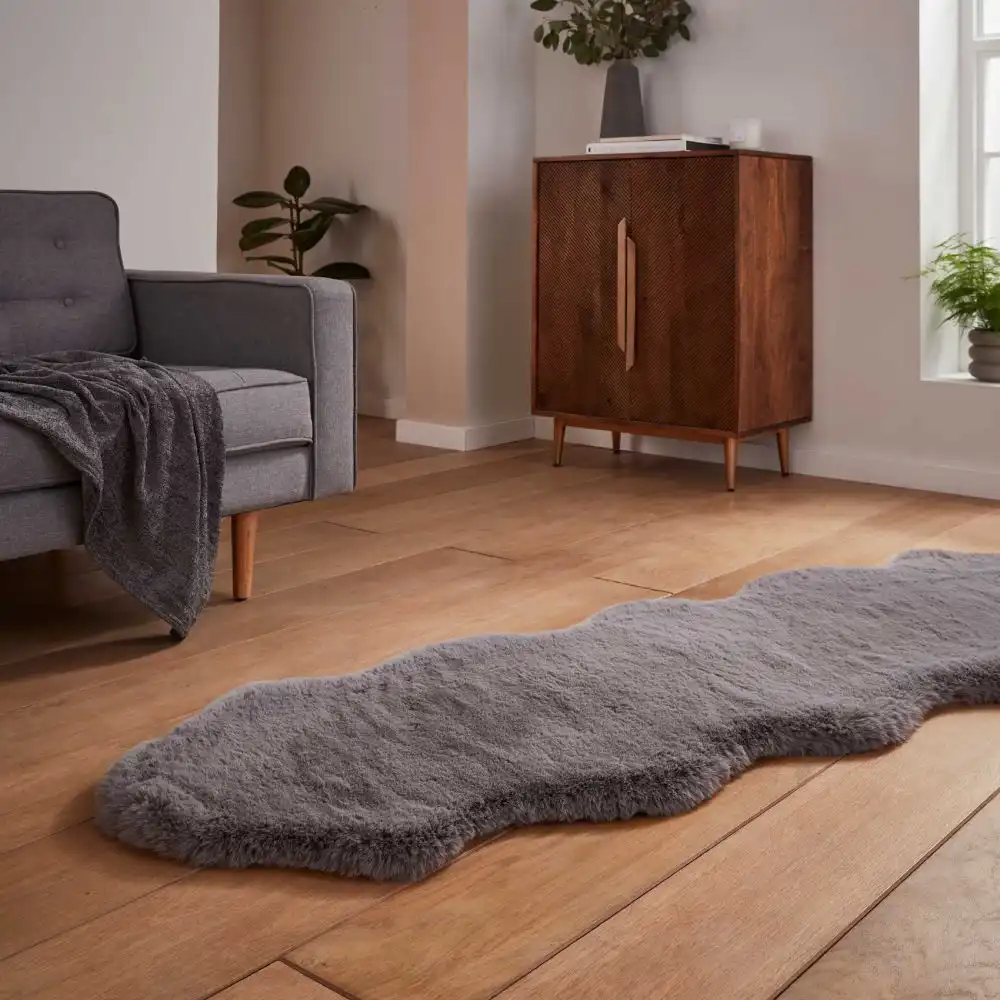 Super Teddy Sheepskin Grey Rug - Image 4