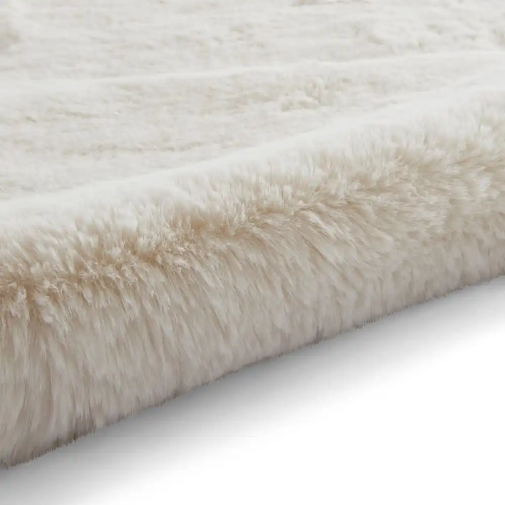 Super Teddy Sheepskin Ivory Rug - Image 7
