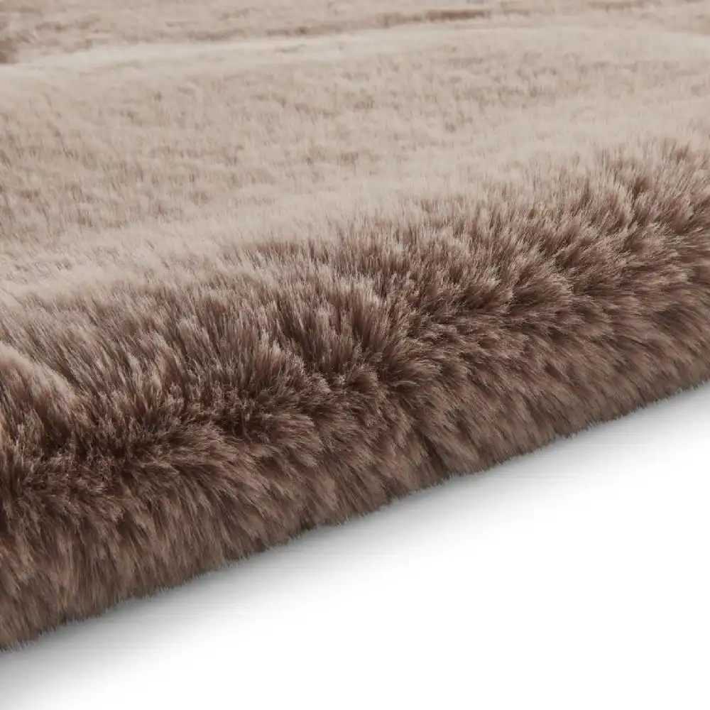 Super Teddy Sheepskin Mink Rug - Image 6