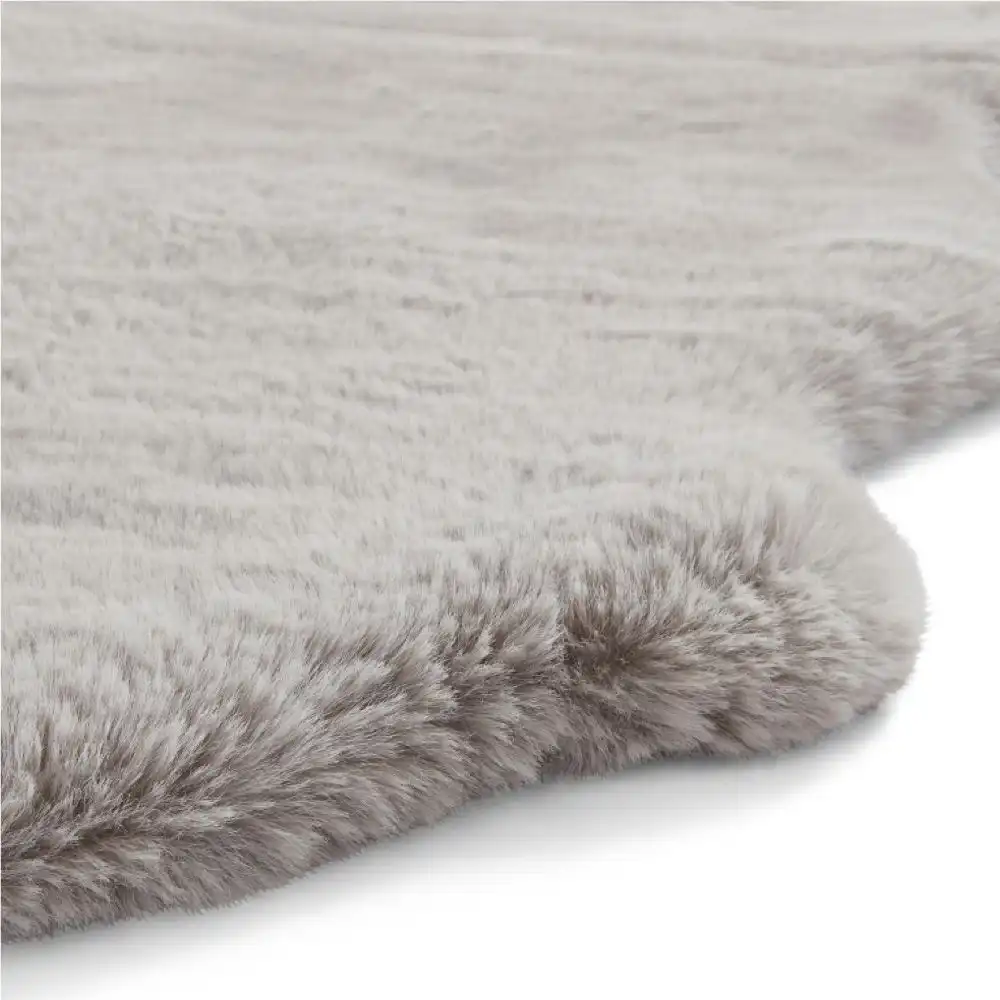 Super Teddy Sheepskin Silver Rug - Image 4
