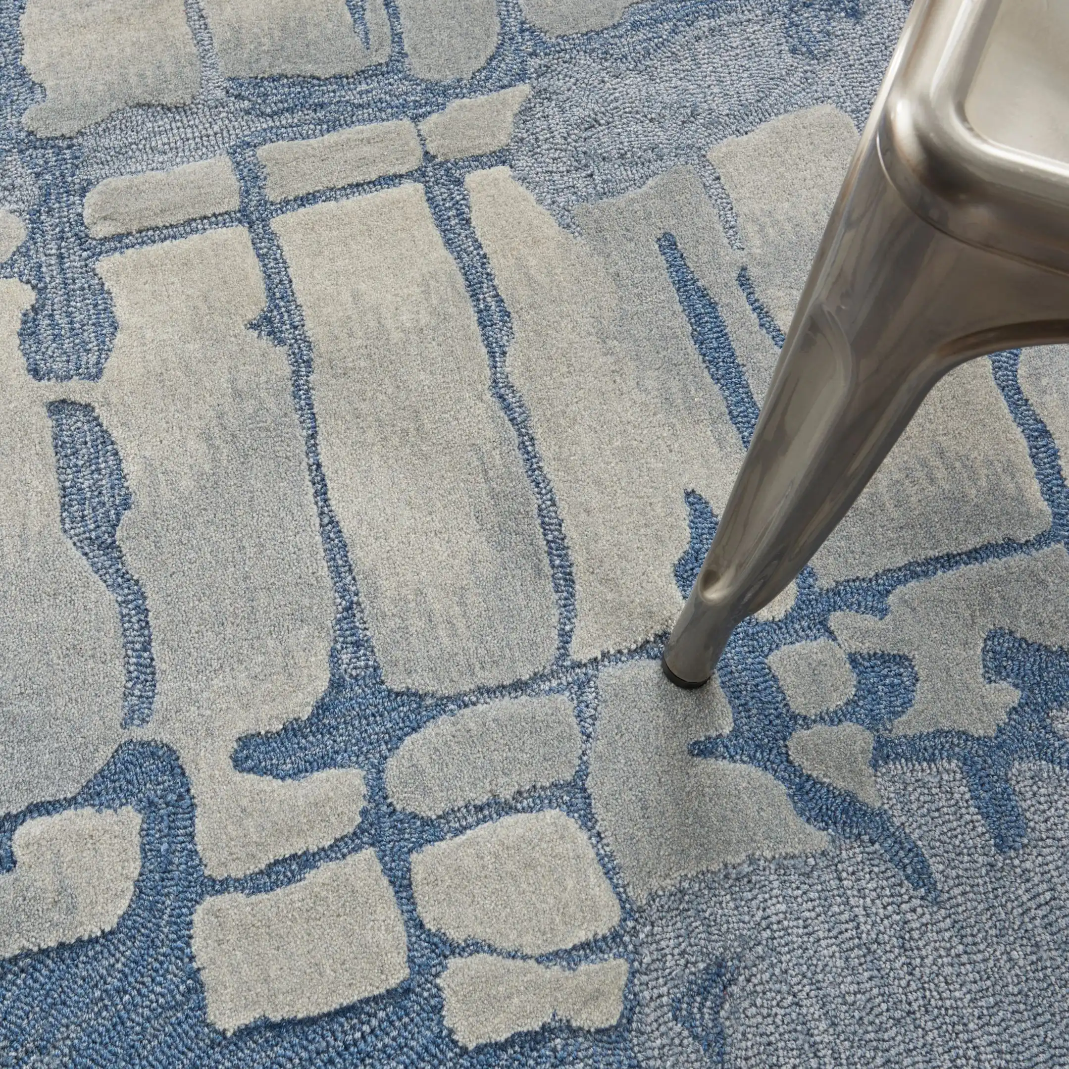 Symmetry SMM04 Blue Grey Rug - Image 2