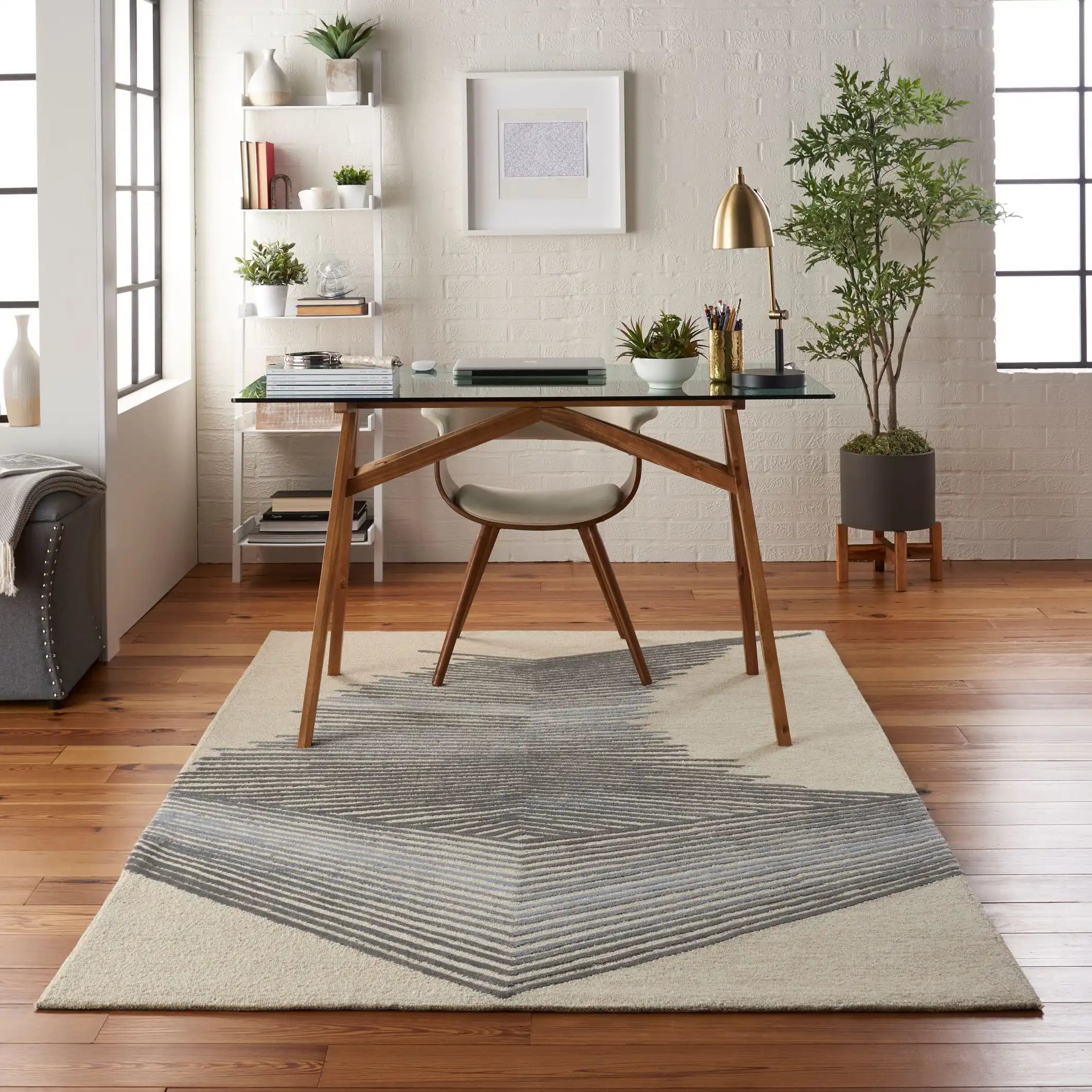 Symmetry SMM06 Ivory Grey Rug