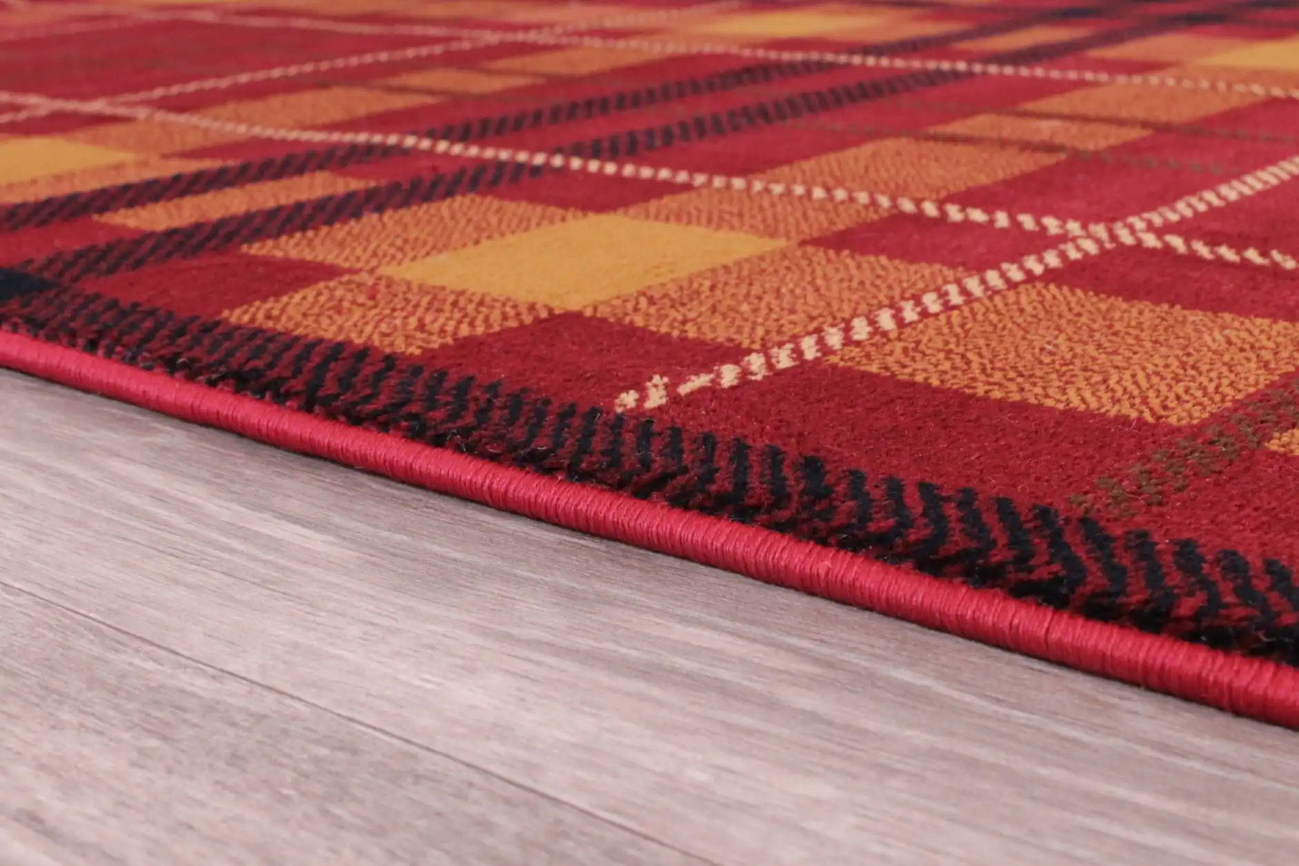 Tartan Red Rug - Image 5