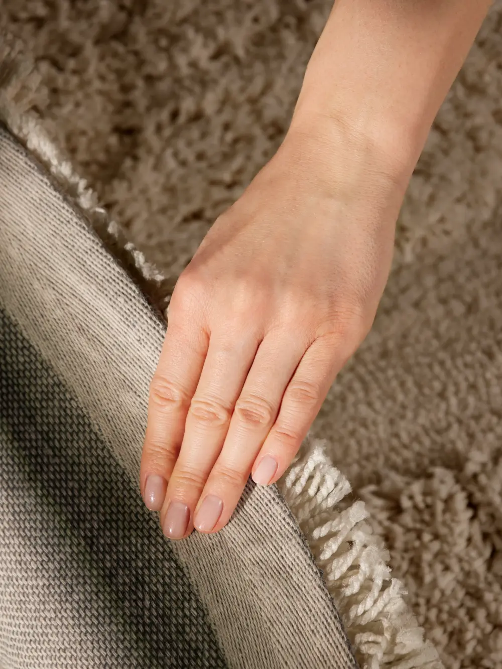 Ted Baker Lambeth High Pile Rug Jasper Beige 106370 - Image 9
