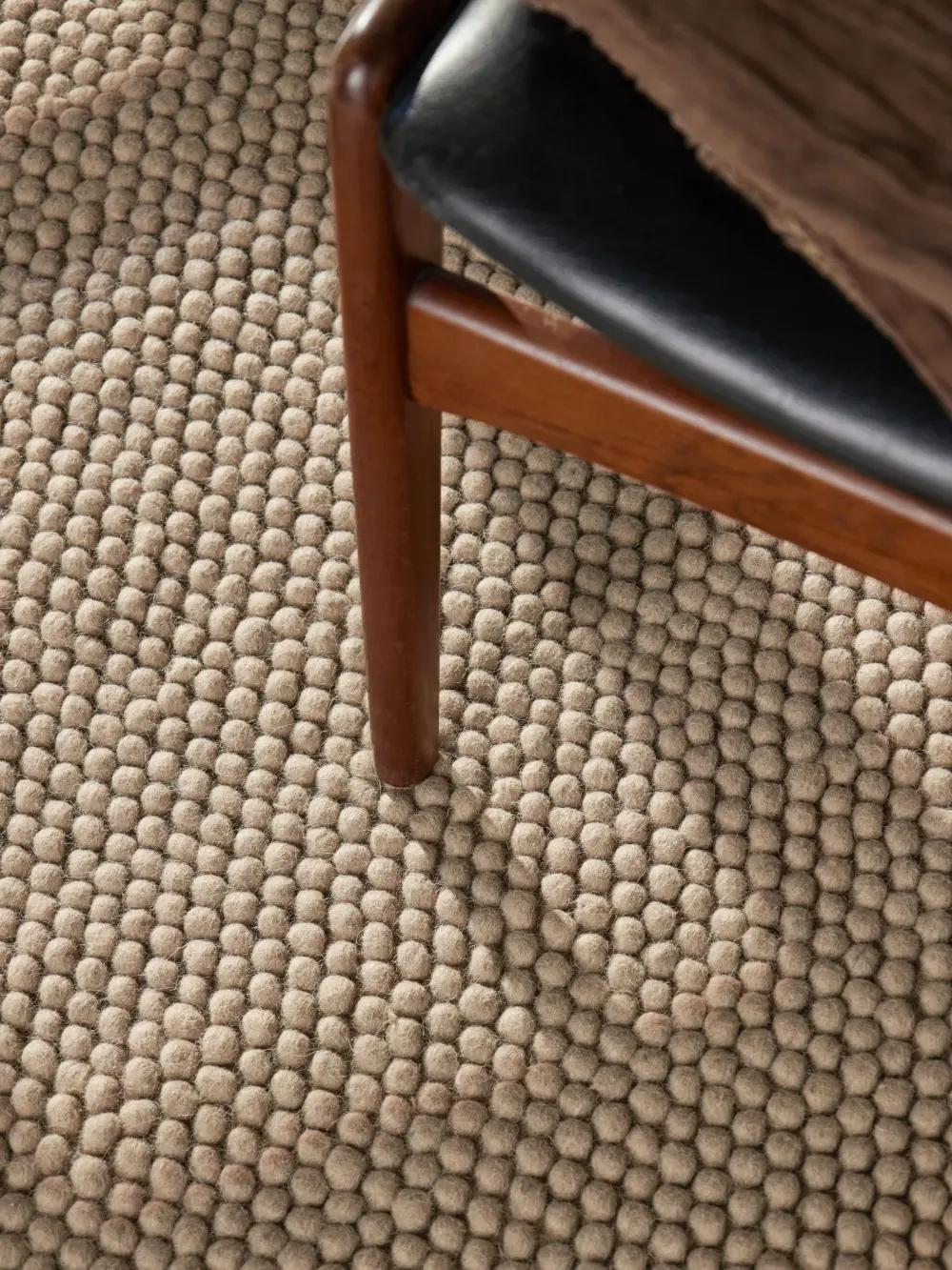 Ted Baker Richmond Woolen Rug Diana Beige 106367 - Image 2