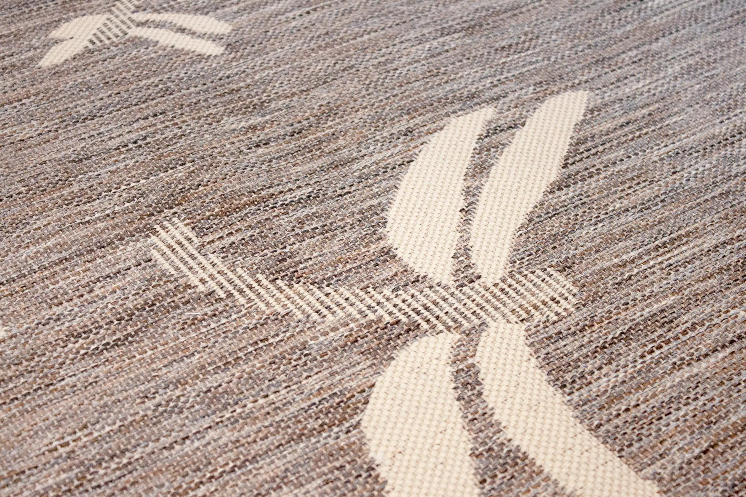 Terrace Outdoor Dragonfly Taupe Rug - Image 3