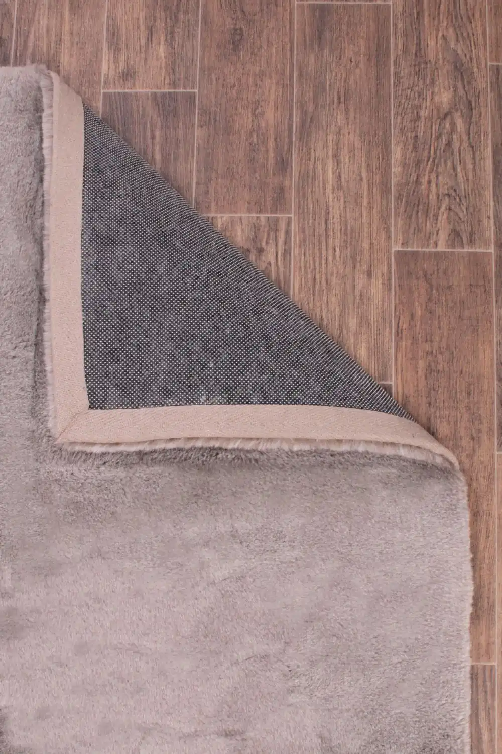 TIPPED LUXE FUR Mink Rug - Image 8