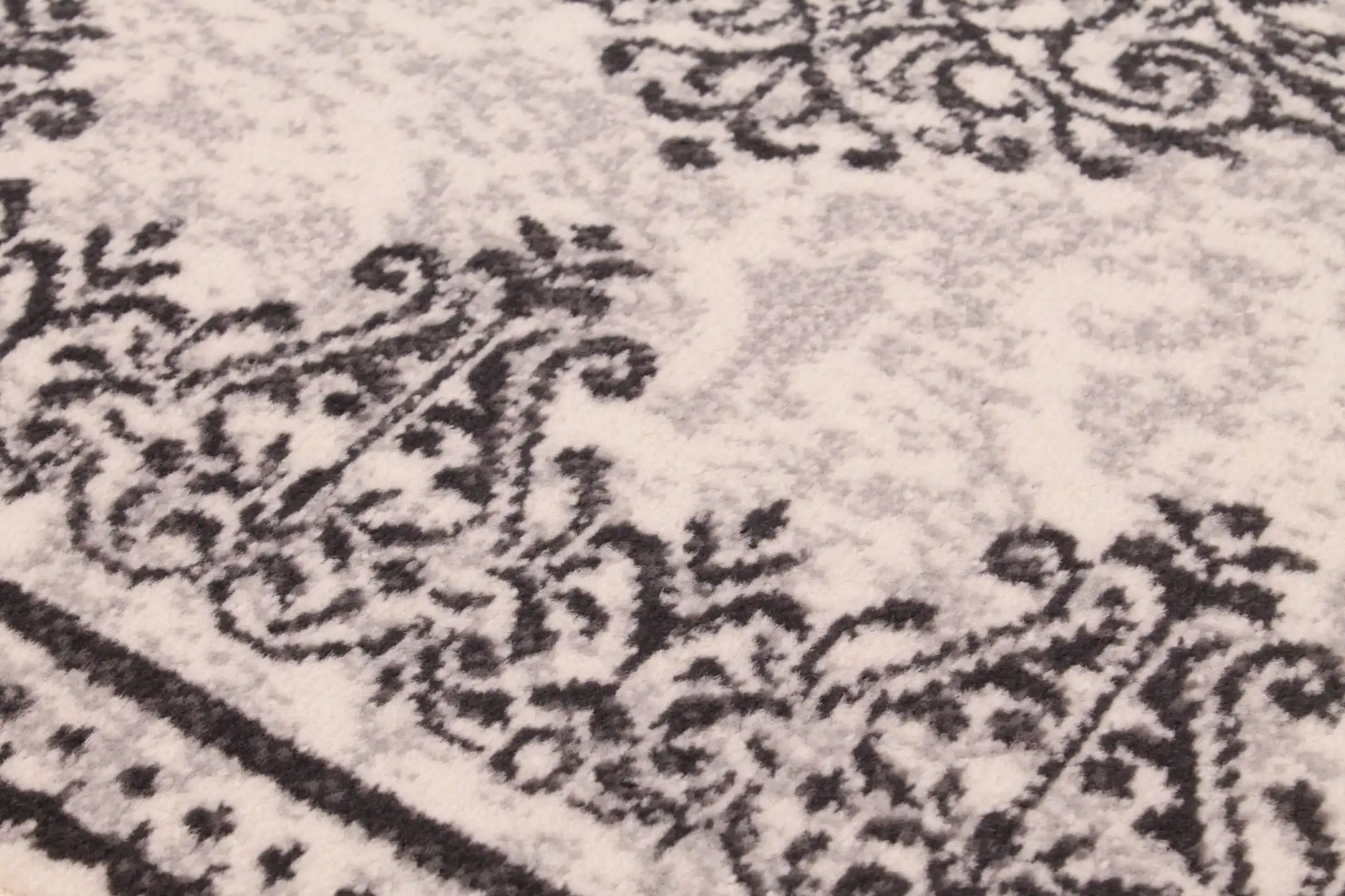 Traditional Poly Douglas Cream Rug - Image 3