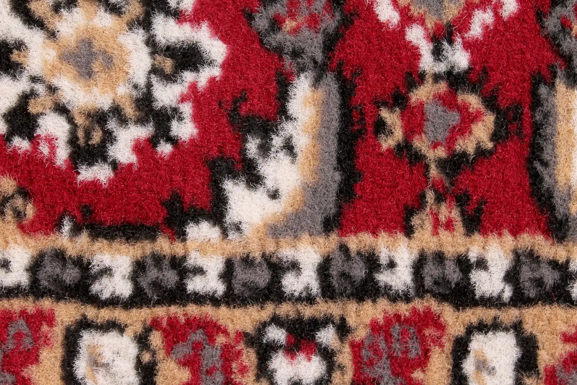 Traditional Poly Esta Red Rug - Image 3