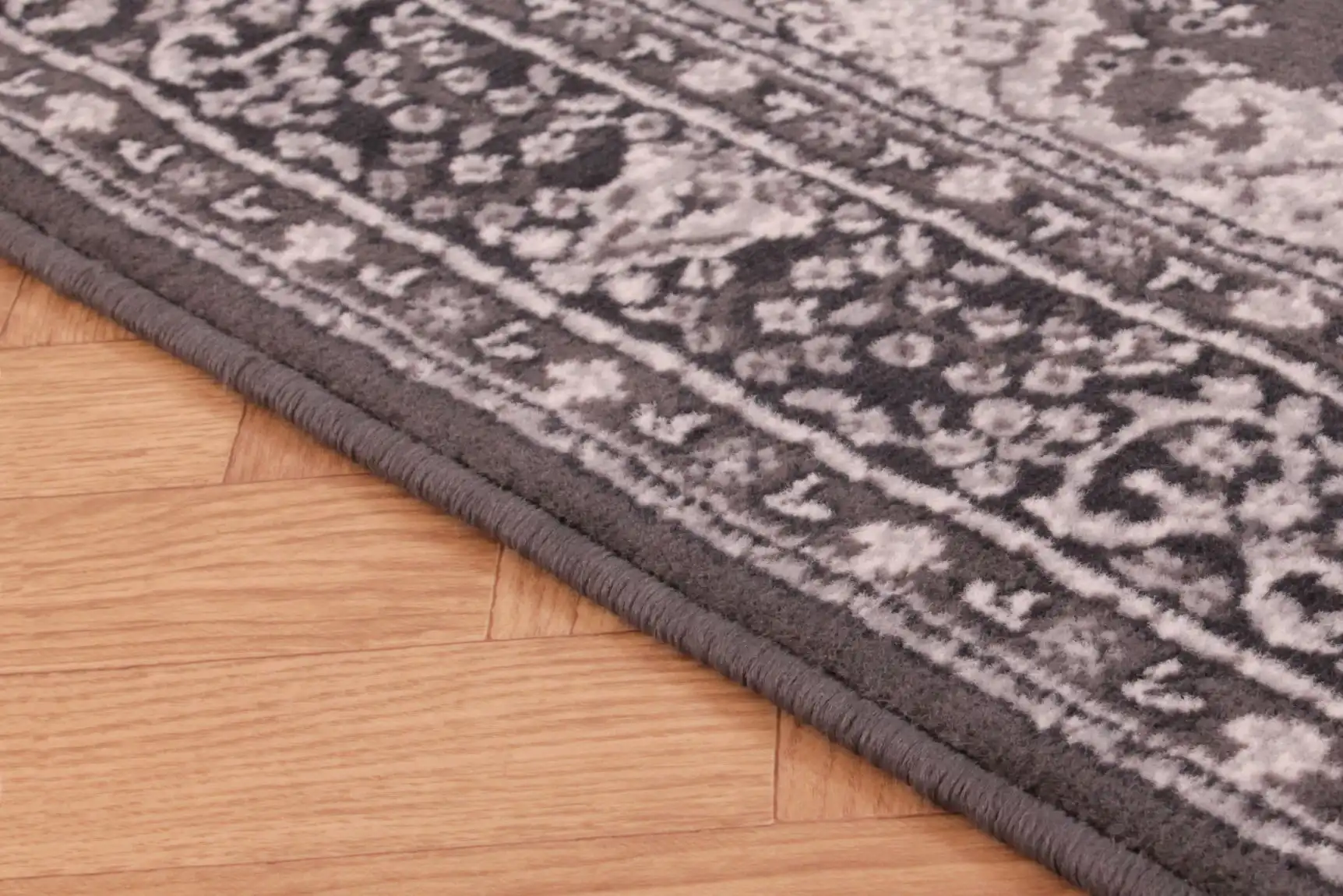 Traditional Poly Lancashire Dark Grey Rug - Image 6