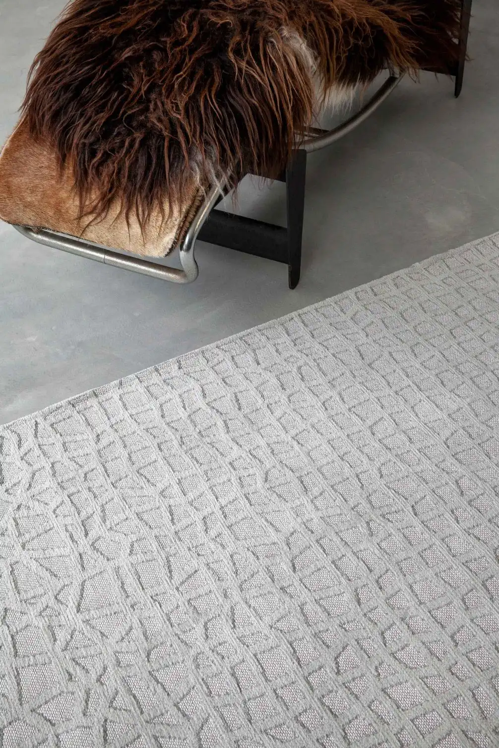 Trammel Structures 9246 Willow White Washable Rug - Image 4