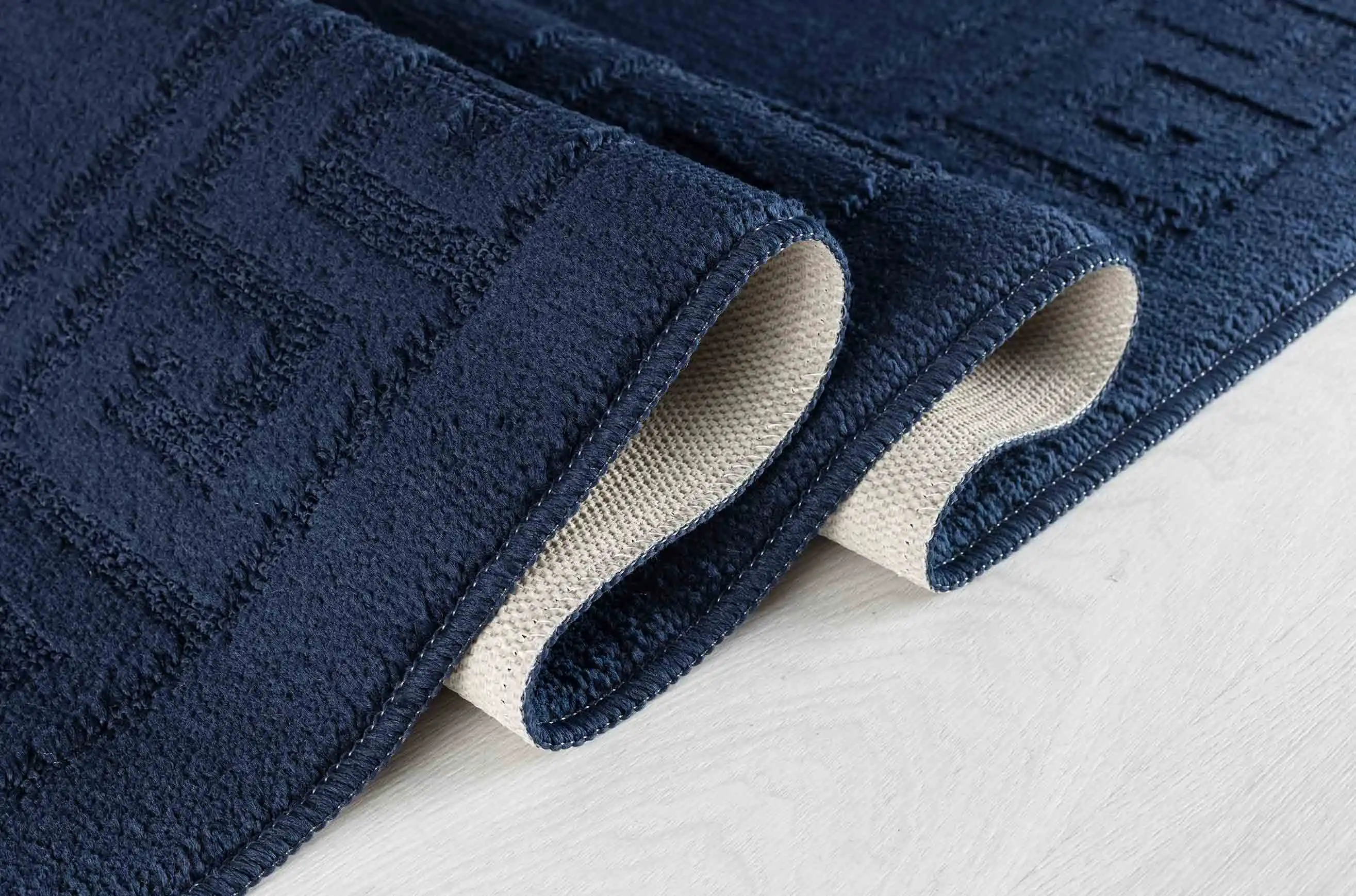 Washable 9mm Gel-Back Ivy Greek Key Navy Rug - Image 3