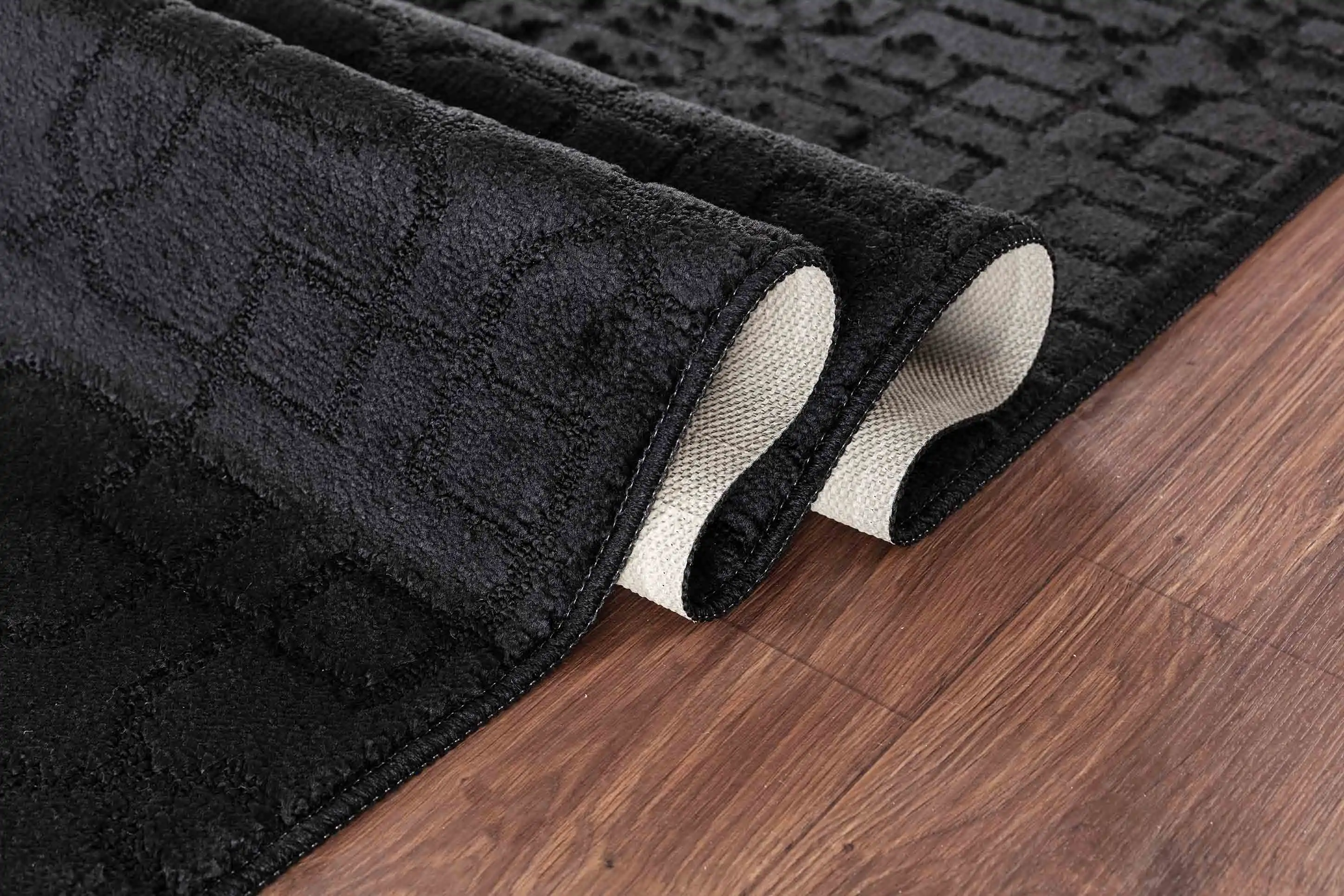 Washable 9mm Gel-Back Ivy Siam Black Rug - Image 3