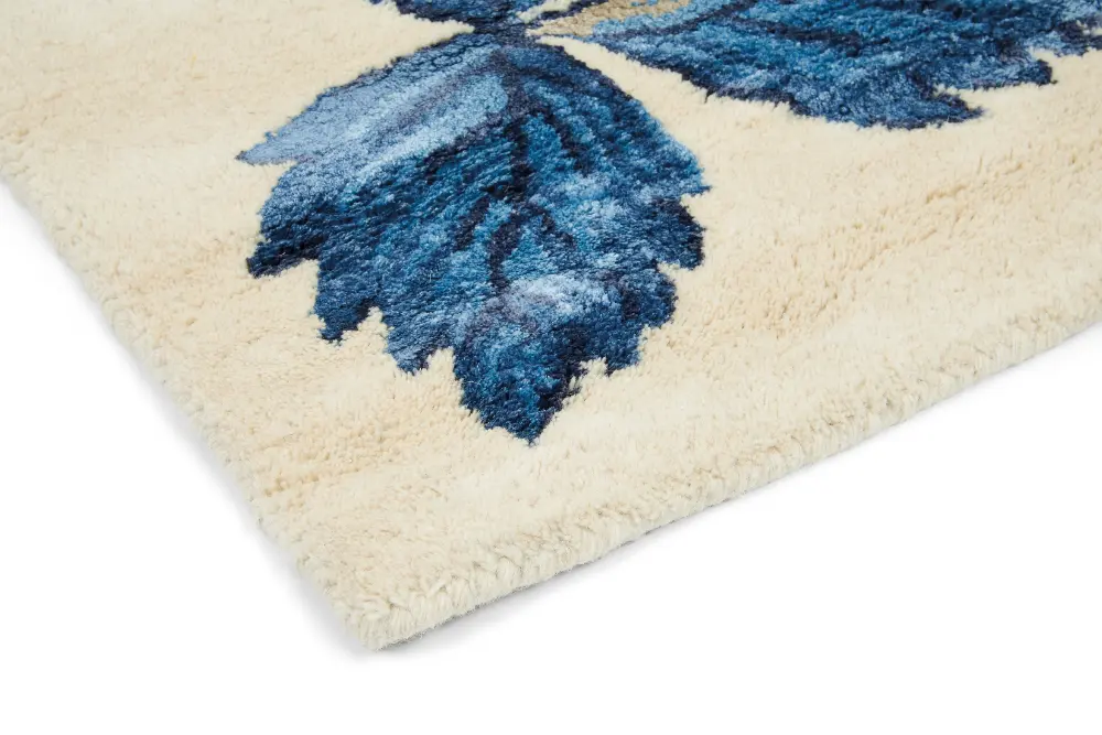Wild Strawberry Wedgwood Cream 038108 Rug - Image 4