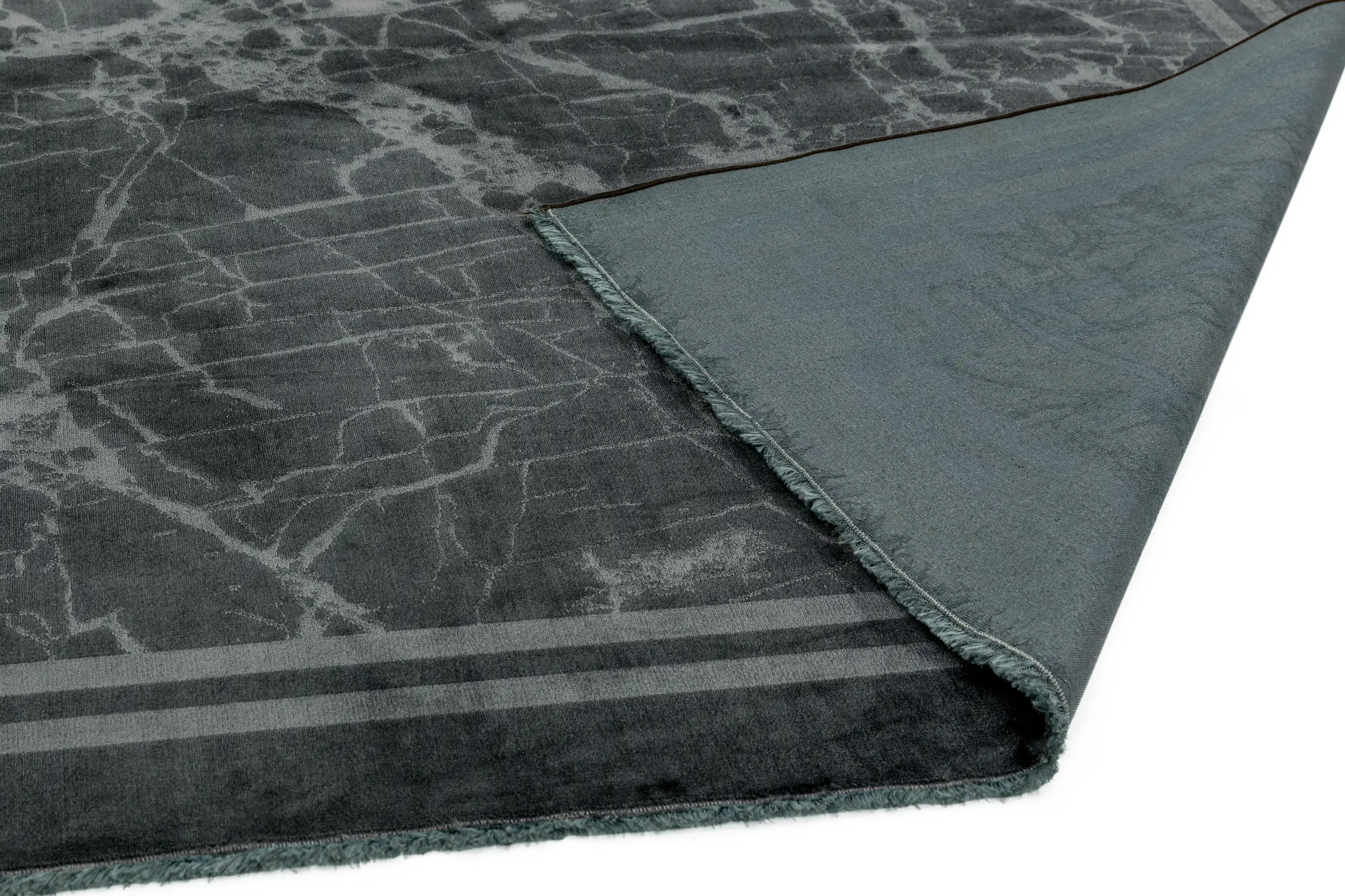 Zehraya ZE03 Grey Border Rug - Image 2