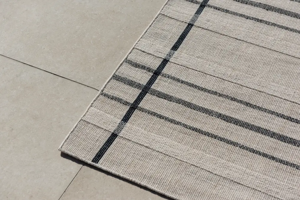 Zona Line Charcoal outdoor 497605 Rug - Image 3